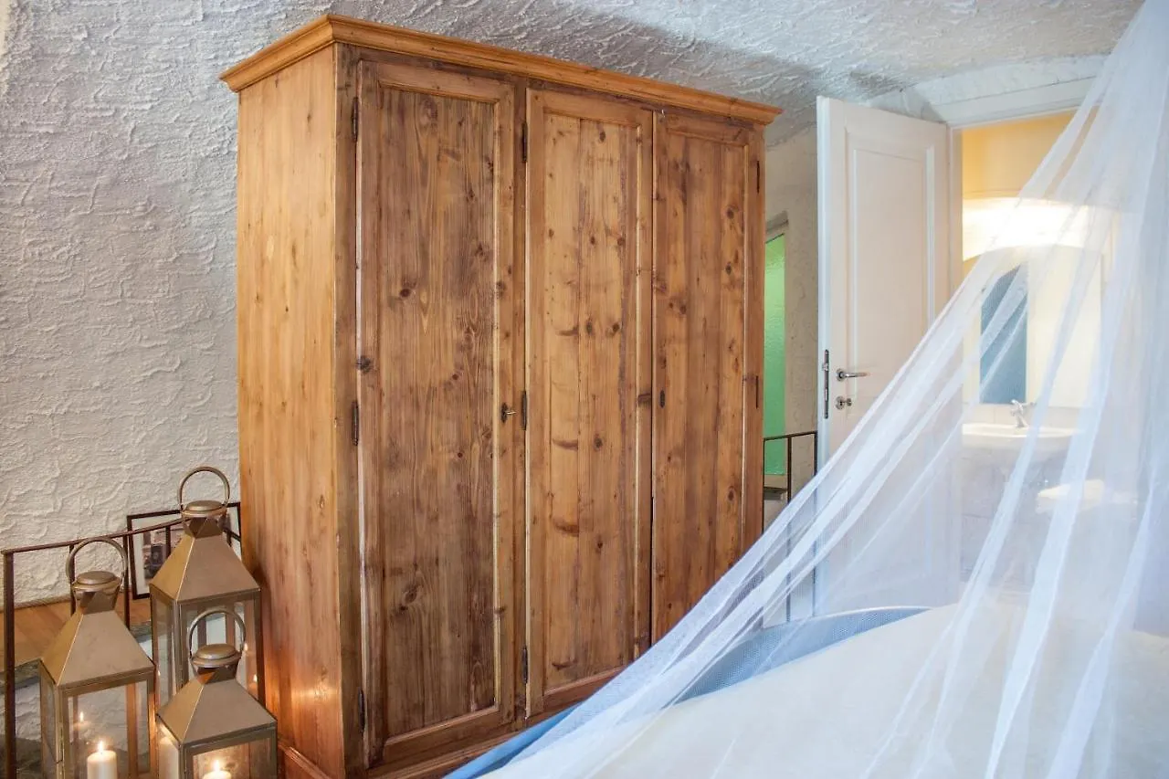 Appartement Paradise Suites At The Pier Of Brienno - The House Of Travelers Italië