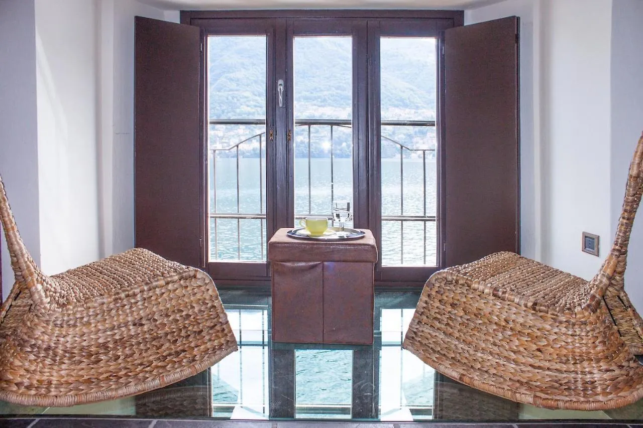 Paradise Suites At The Pier Of Brienno - The House Of Travelers 0*,
