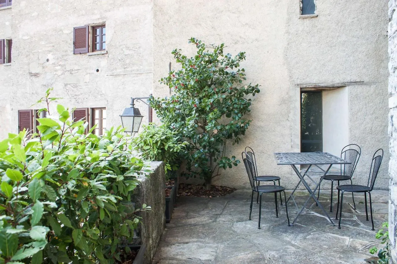 Paradise Suites At The Pier Of Brienno - The House Of Travelers Appartement