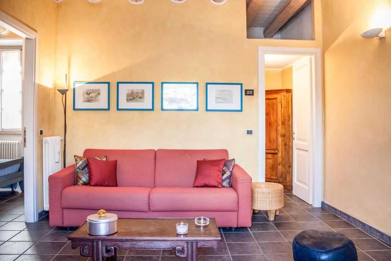 Appartement Paradise Suites At The Pier Of Brienno - The House Of Travelers