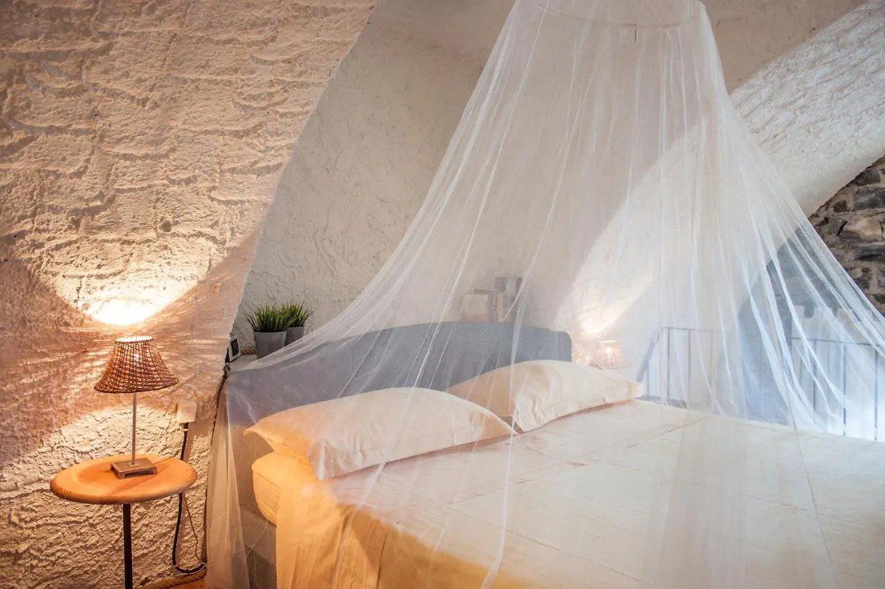 Paradise Suites At The Pier Of Brienno - The House Of Travelers