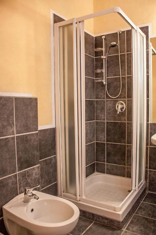 Paradise Suites At The Pier Of Brienno - The House Of Travelers Appartement