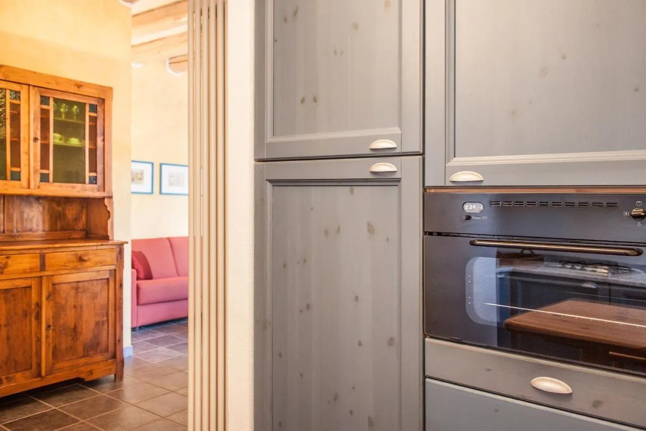 Paradise Suites At The Pier Of Brienno - The House Of Travelers 0*,