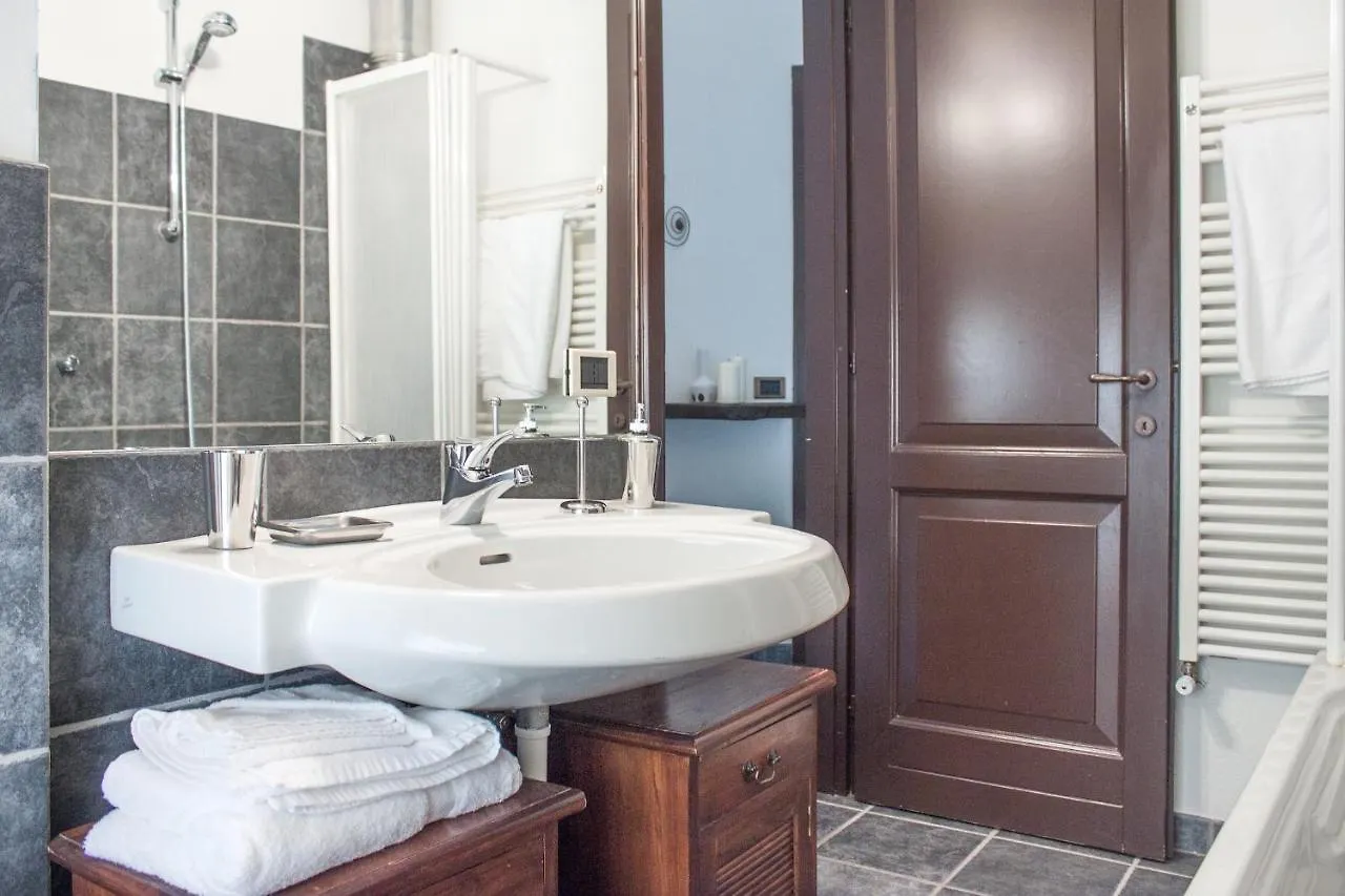 Paradise Suites At The Pier Of Brienno - The House Of Travelers Διαμέρισμα